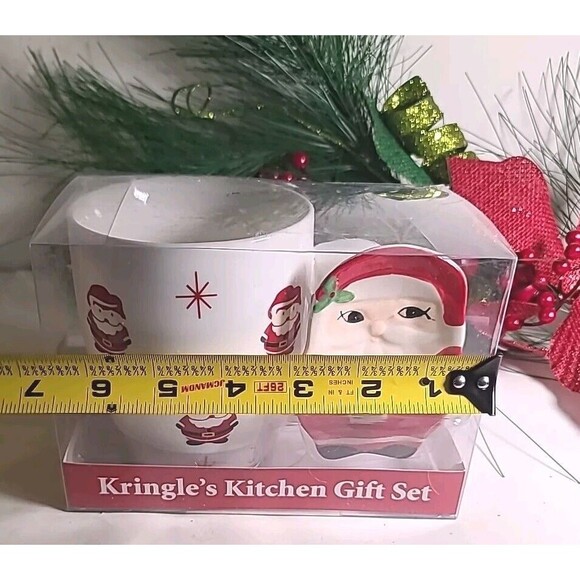 NWT Kringle's Kitchen Gift Set Coffee  16 Oz Mug Spoon Rest Christmas Santa Xmas - Picture 6 of 7